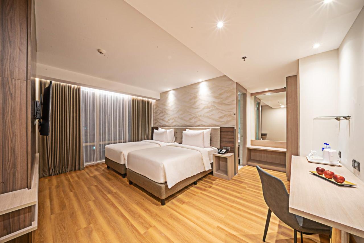 Platinum Hotel Tunjungan Surabaya Ngoại thất bức ảnh