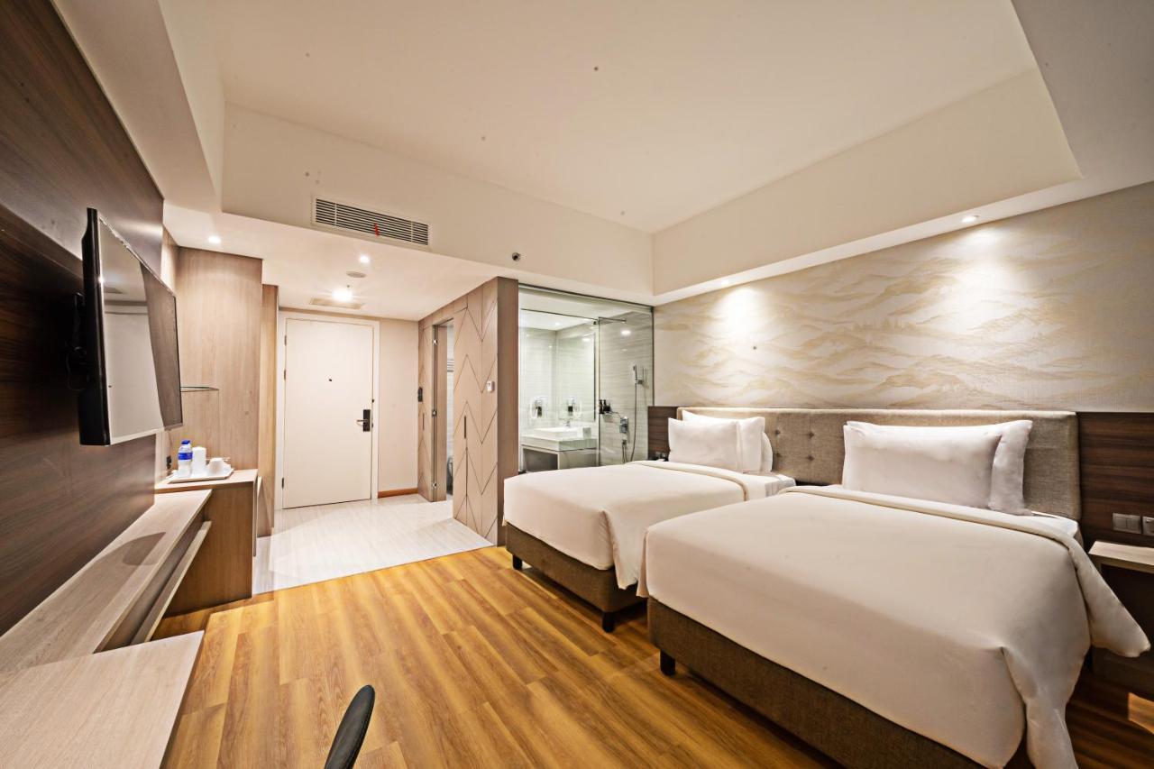 Platinum Hotel Tunjungan Surabaya Ngoại thất bức ảnh