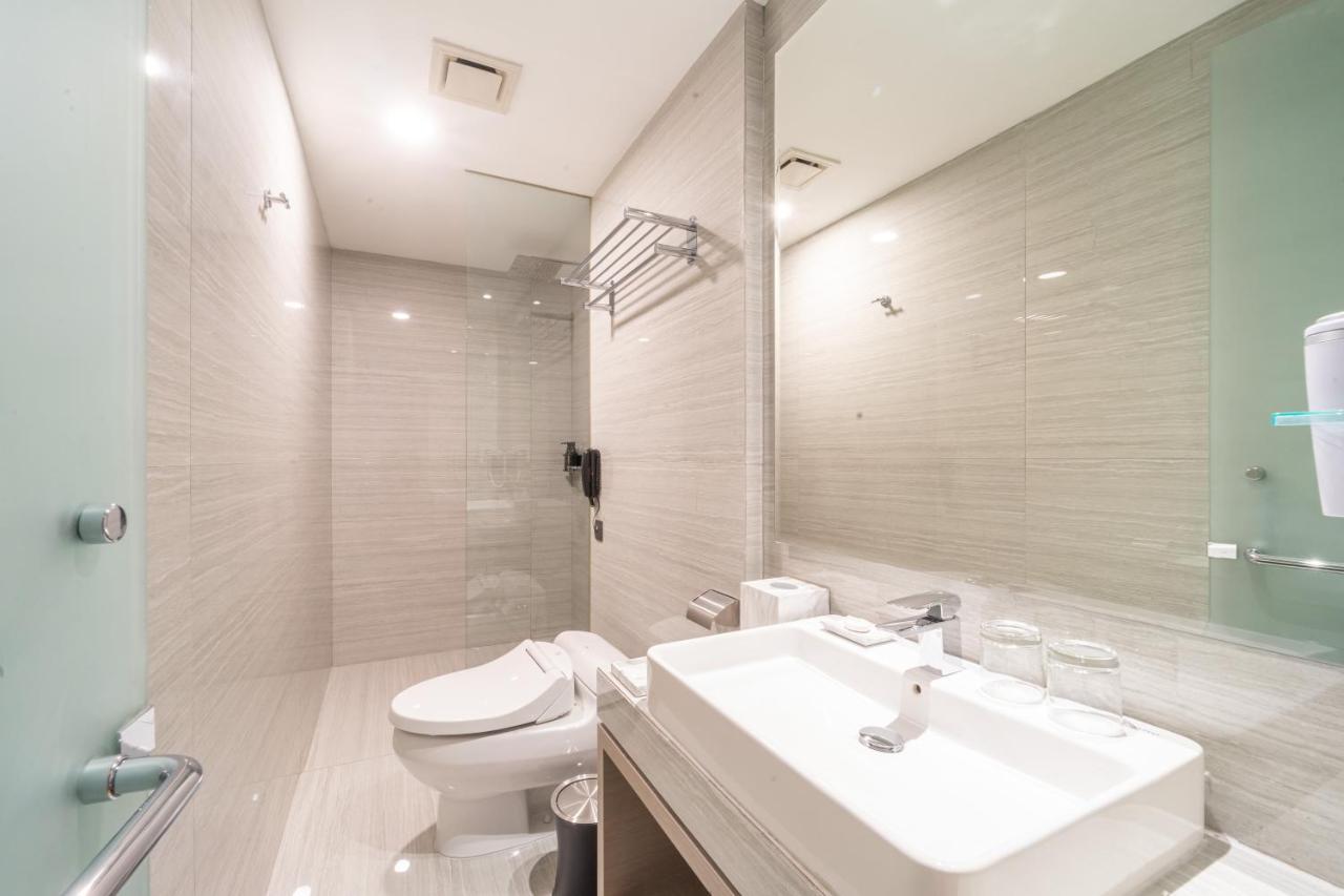 Platinum Hotel Tunjungan Surabaya Ngoại thất bức ảnh