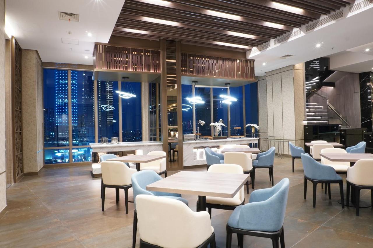 Platinum Hotel Tunjungan Surabaya Ngoại thất bức ảnh