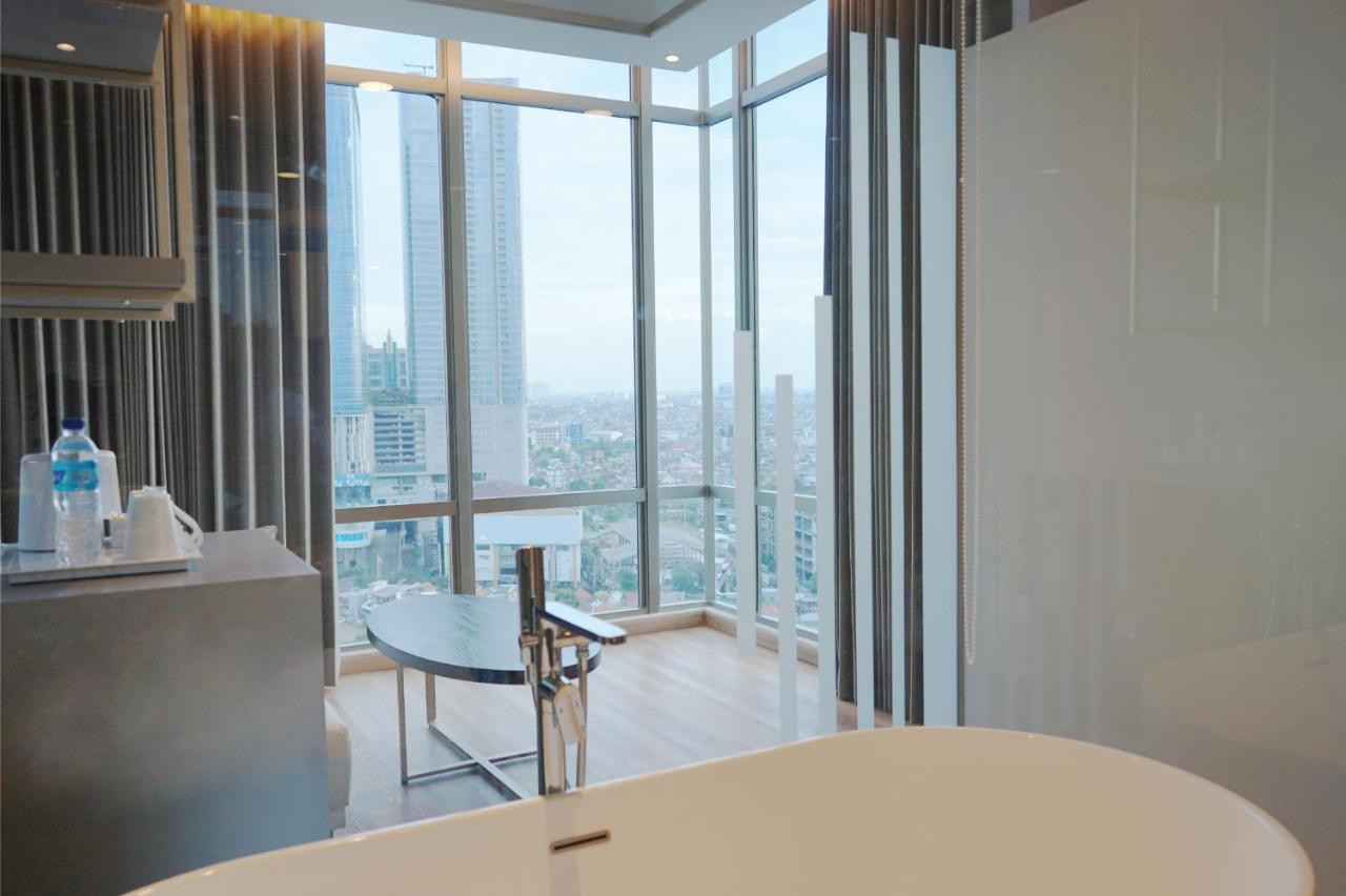 Platinum Hotel Tunjungan Surabaya Ngoại thất bức ảnh