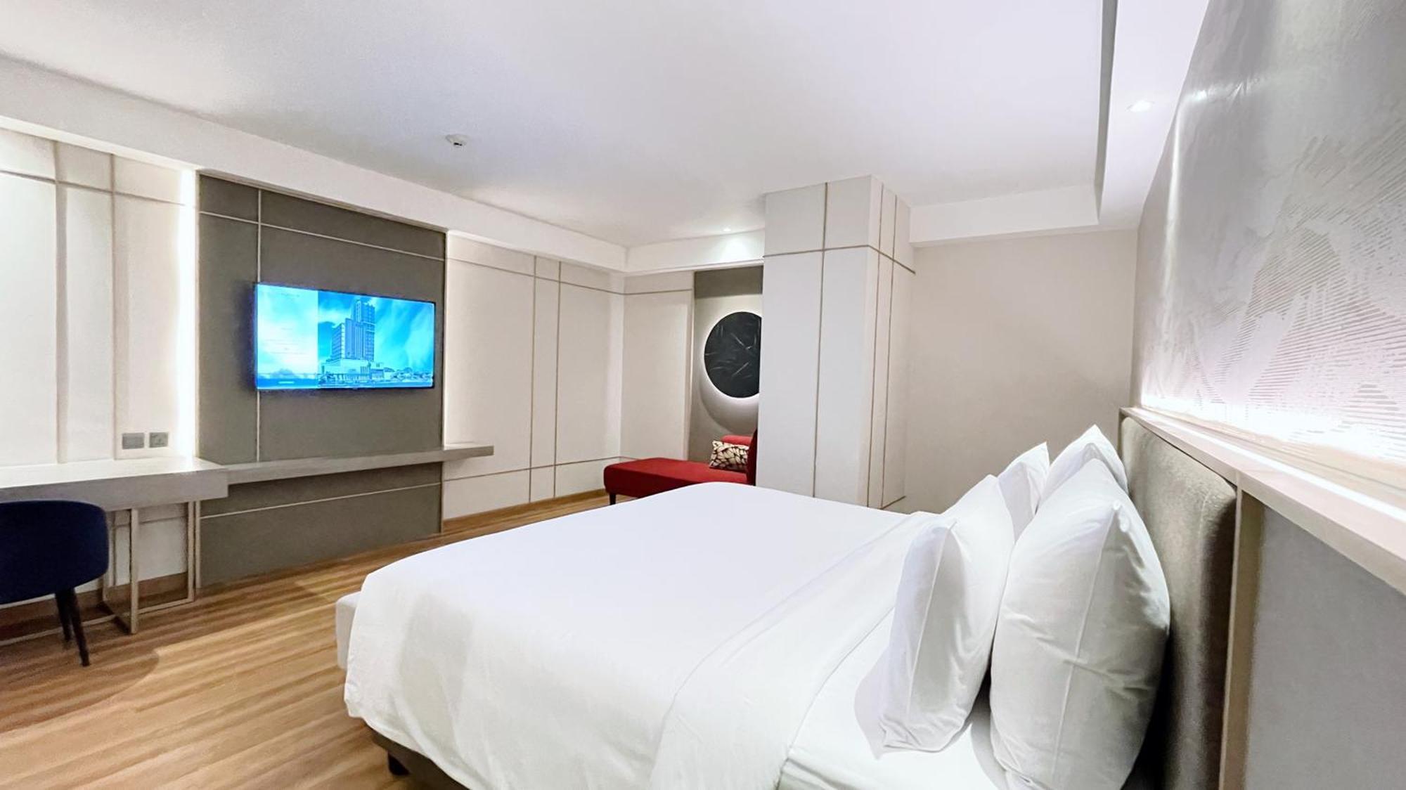 Platinum Hotel Tunjungan Surabaya Ngoại thất bức ảnh