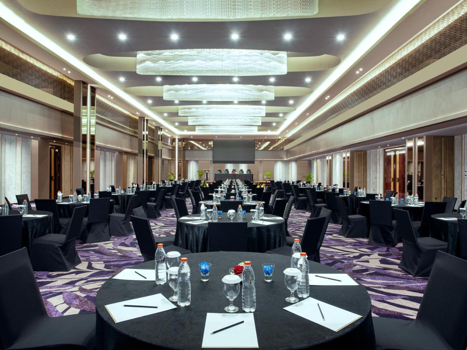 Platinum Hotel Tunjungan Surabaya Ngoại thất bức ảnh