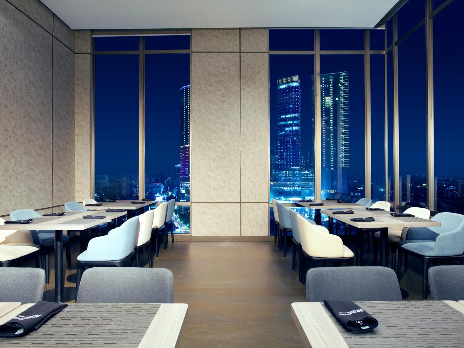 Platinum Hotel Tunjungan Surabaya Ngoại thất bức ảnh